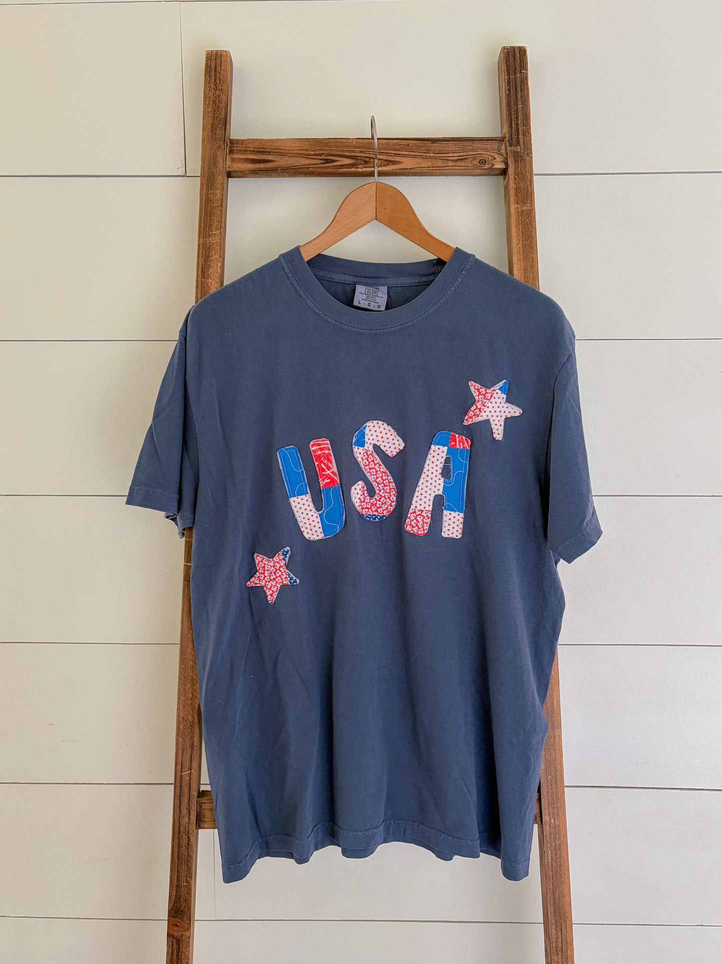 Vintage Quilt USA Navy Blue Tee