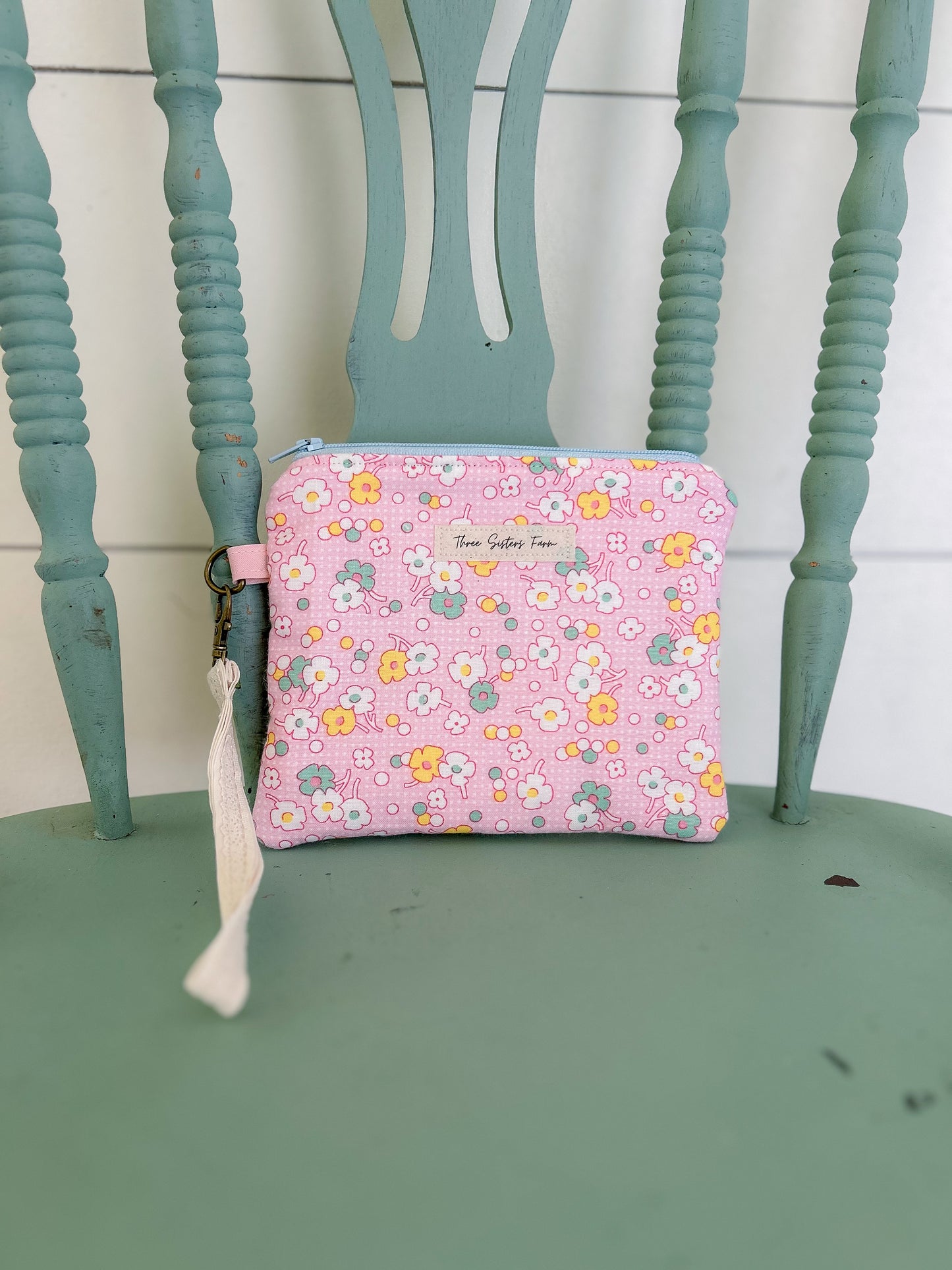 Floral Zipper Pouch Wristlet