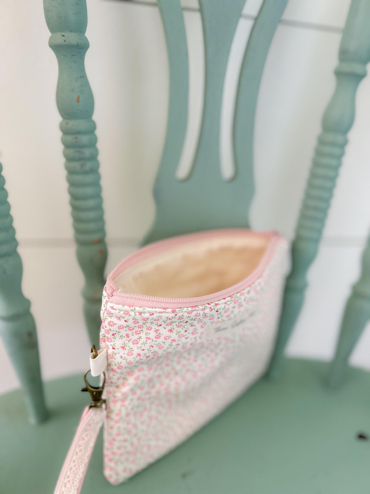 Handmade Vintage Floral Zipper Pouch Wristlet