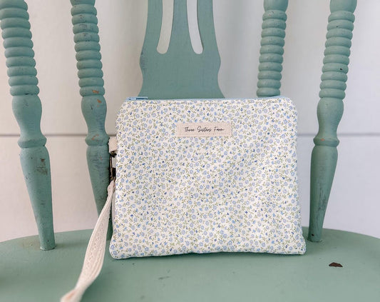 Handmade Vintage Floral Zipper Pouch Wristlet